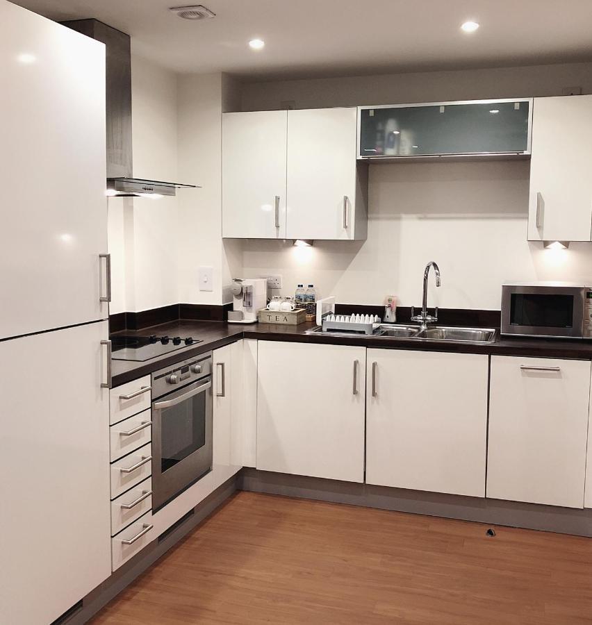 Soak Up The Light At A Soothing, Stylish Apartment In Swansea Marina Exteriér fotografie